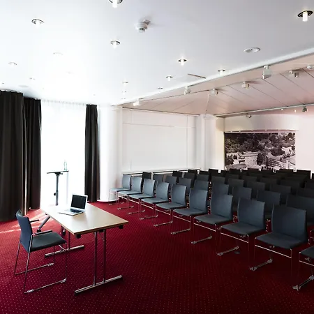 Western Parkhotel فندق